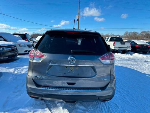 2016 Nissan Rogue S