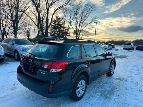 2013 Subaru Outback 2.5i