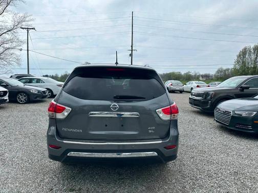 Gun 2015 Nissan Pathfinder SL