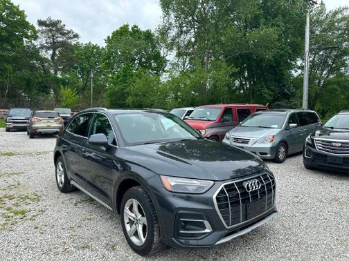 Manhattan Gray Metallic 2021 Audi Q5 45 Premium