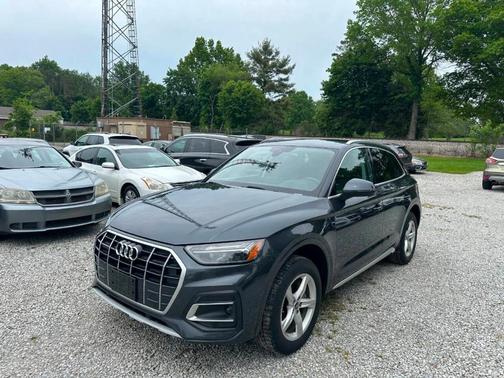 Manhattan Gray Metallic 2021 Audi Q5 45 Premium