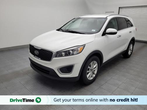 Snow White Pearl 2018 Kia Sorento LX