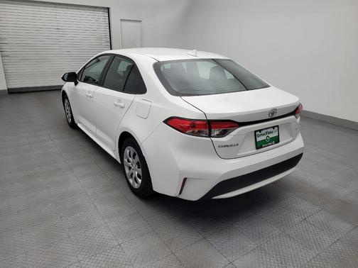 White 2021 Toyota Corolla LE
