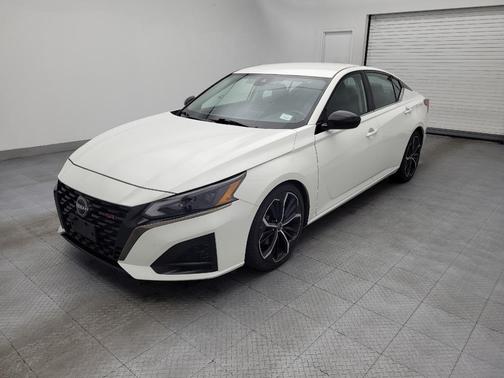 2024 Nissan Altima SR FWD