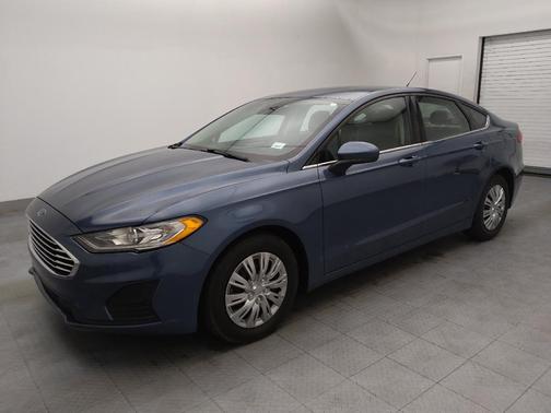 2019 Ford Fusion S