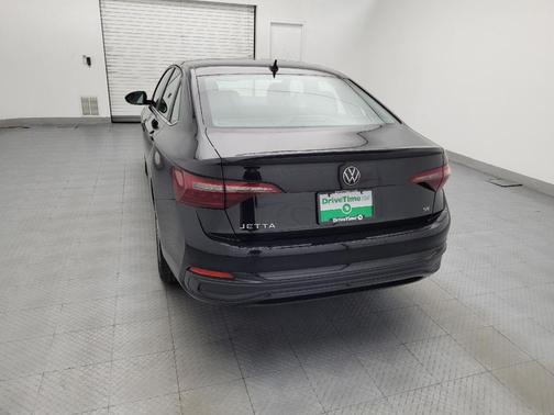 Deep Black Pearl 2024 Volkswagen Jetta 1.5T SE