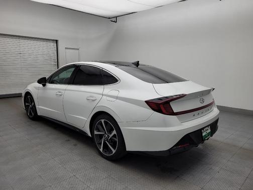 Quartz White 2022 Hyundai SONATA SEL Plus