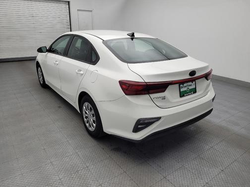 Clear White 2019 Kia Forte FE