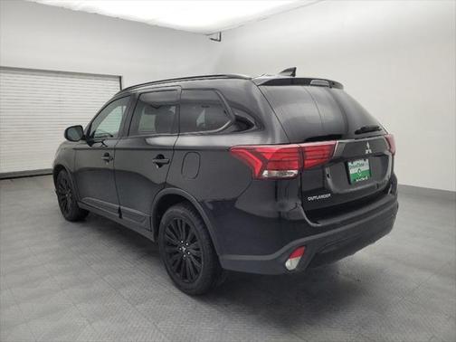 2020 Mitsubishi Outlander LE