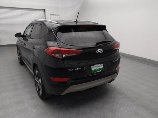 2017 Hyundai TUCSON Sport