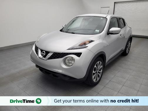 Brilliant Silver 2017 Nissan Juke SV