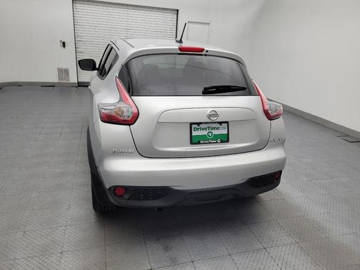 Brilliant Silver 2017 Nissan Juke SV