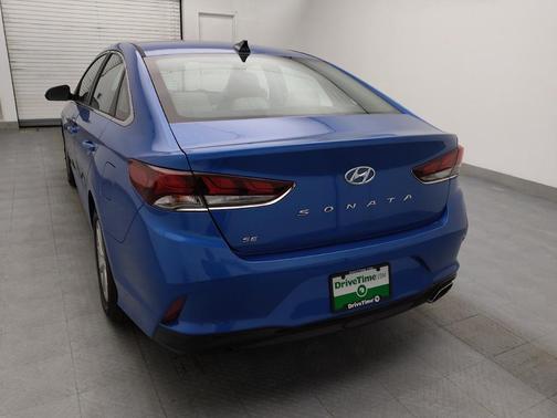 2018 Hyundai SONATA SE