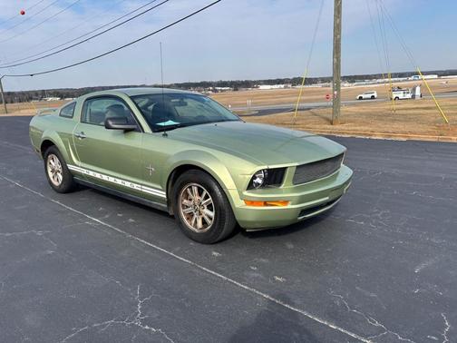 2006 Ford Mustang Base