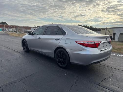 2016 Toyota Camry XLE