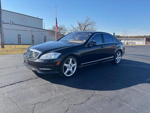 2011 Mercedes-Benz S-Class S550