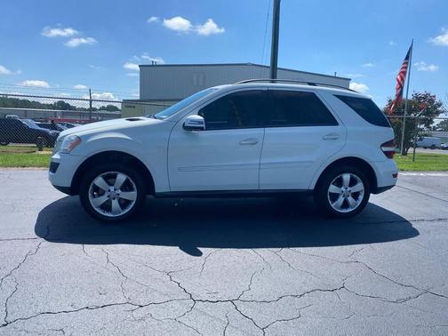 2009 Mercedes-Benz M-Class 4MATIC