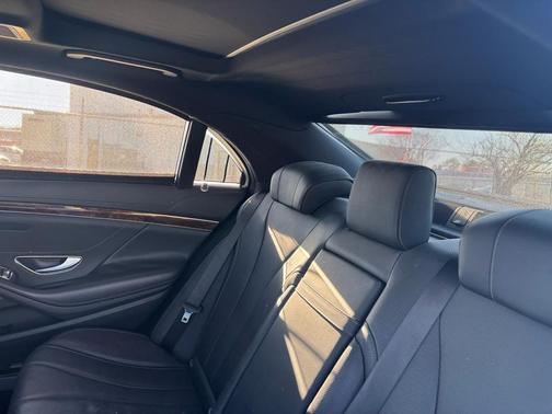 2014 Mercedes-Benz S-Class S550