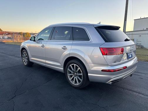 2017 Audi Q7 3.0T Prestige