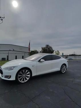 White 2014 Tesla Model S Base