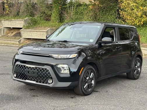 2022 Kia Soul EX