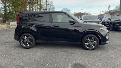 2022 Kia Soul EX