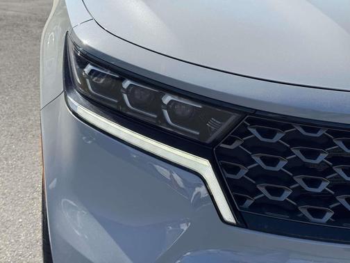 Wolf Gray 2023 Kia Sorento SX