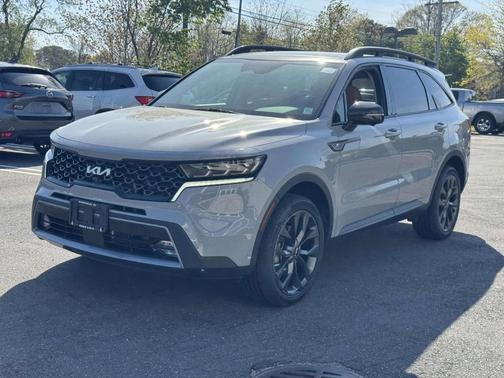 Wolf Gray 2023 Kia Sorento SX