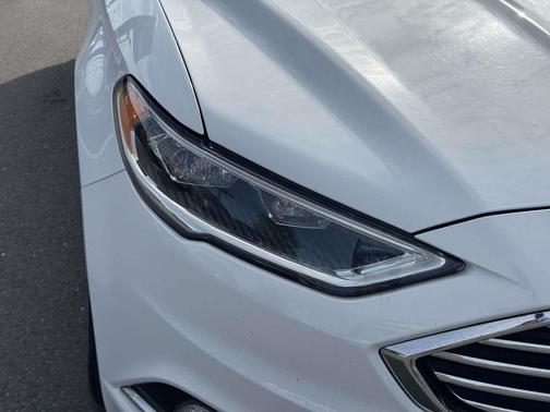 OXFORD WHITE 2018 Ford Fusion Hybrid Titanium