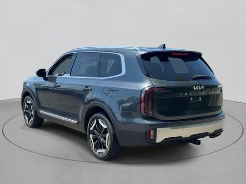 Gravity Gray 2024 Kia Telluride EX