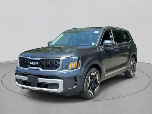 Gravity Gray 2024 Kia Telluride EX