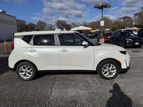 2023 Kia Soul S