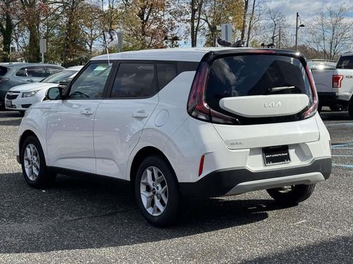 2023 Kia Soul S