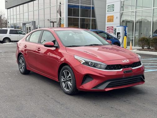 2023 Kia Forte LXS