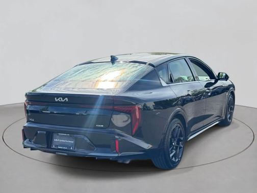 Aurora Black Pearl 2025 Kia K4 GT-Line Turbo