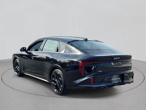 Aurora Black Pearl 2025 Kia K4 GT-Line Turbo