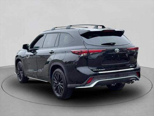 2024 Toyota Highlander XSE
