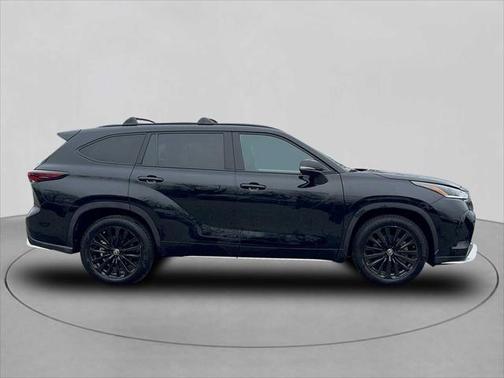 2024 Toyota Highlander XSE
