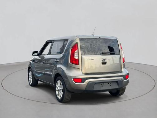 2012 Kia Soul +