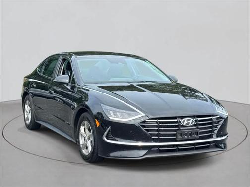 2022 Hyundai SONATA SE