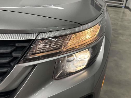 2023 Kia Seltos LX