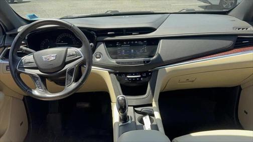 2018 Cadillac XT5 Luxury