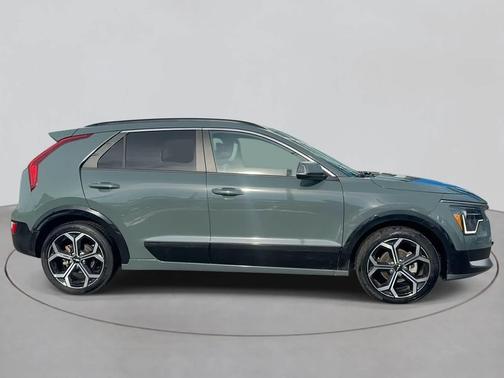 2023 Kia Niro Touring