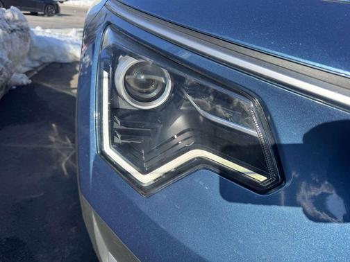 2024 Kia Niro Plug-In Hybrid EX