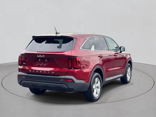 2022 Kia Sorento LX