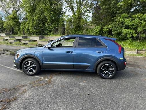 2024 Kia Niro Plug-In Hybrid EX