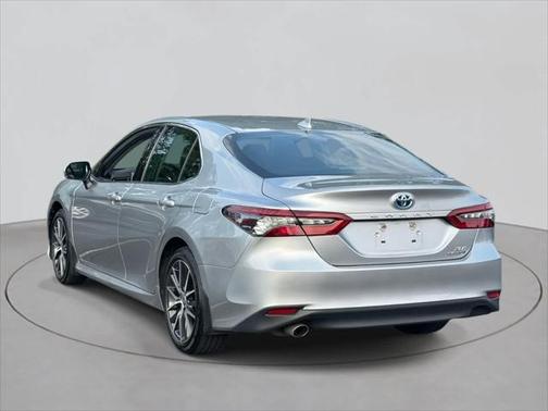 2023 Toyota Camry Hybrid XLE