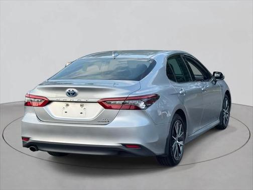 2023 Toyota Camry Hybrid XLE