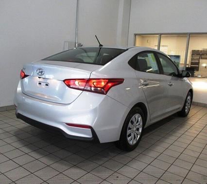 2022 Hyundai Accent SE