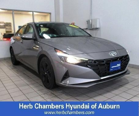 2022 Hyundai ELANTRA SEL